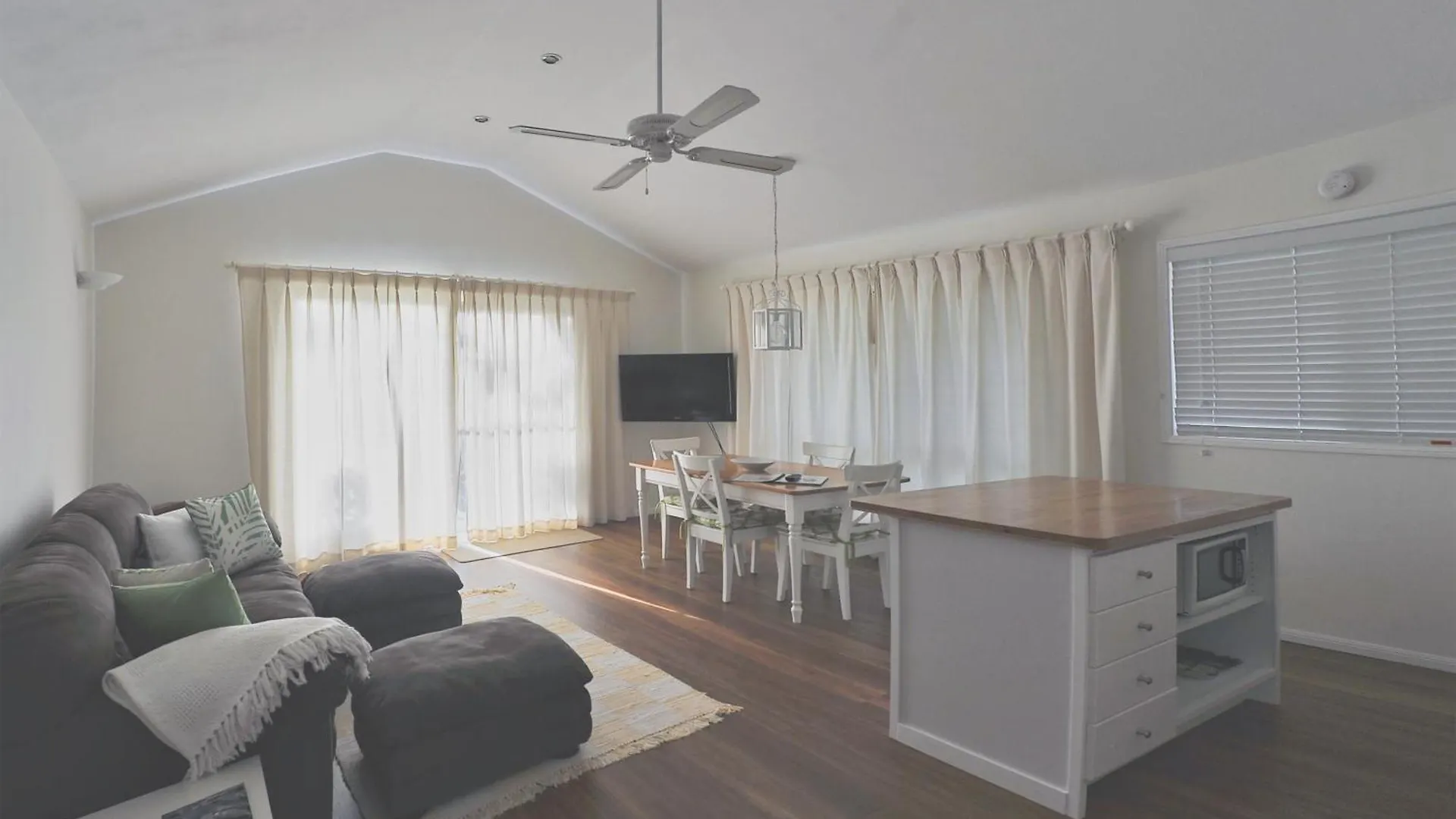 Wondai Hideaway Apartment Отель типа 
