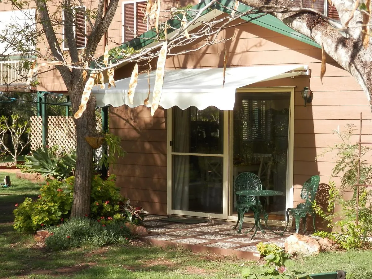 Wondai Hideaway Apartment Отель типа 